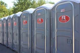 Best Standard Portable Toilet Rental  in Lakemore, OH